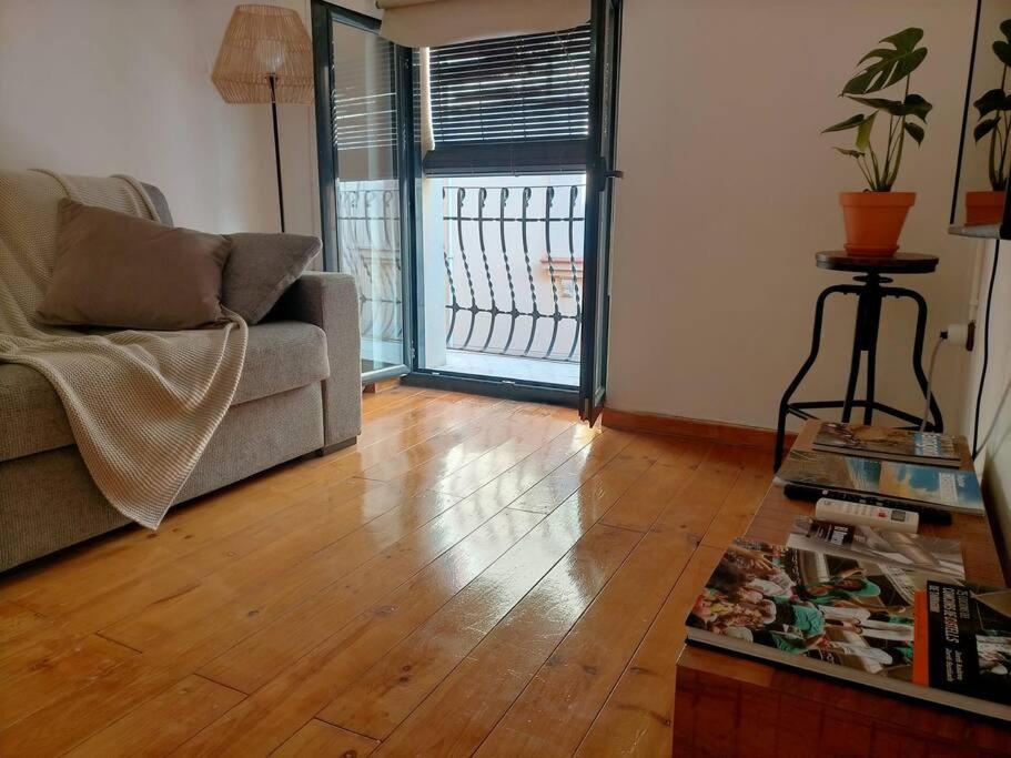 Bonito Y Centrico Apartamento Casco Antiguo Tarragona Exterior photo
